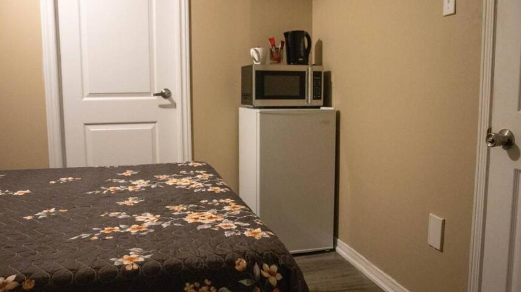 Riz Khan Peaceful Mississauga Home Extérieur photo